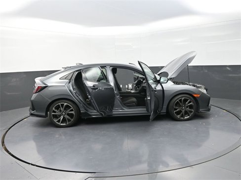 Used 2018 Honda Civic Sport image 42