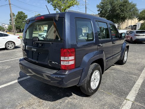 Used 2008 Jeep Liberty Sport image 5