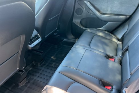 Used 2021 Tesla Model Y Performance image 14