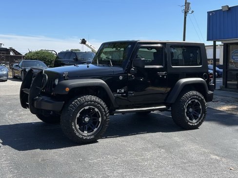 Used 2009 Jeep Wrangler X image 4