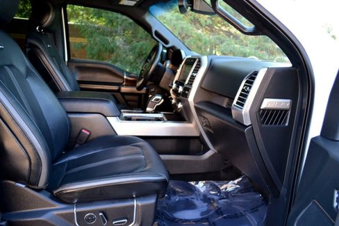 Used 2015 Ford F150 Platinum w/ Equipment Group 701A Luxury image 32