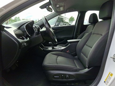 Used 2016 Chevrolet Malibu LT image 10