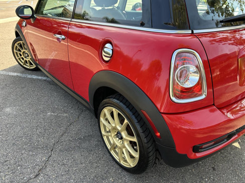 Used 2011 MINI Cooper S image 24