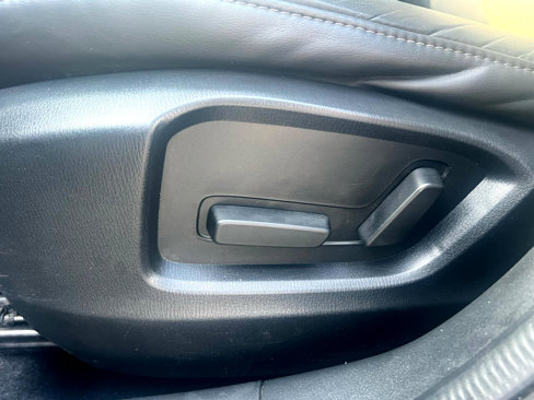 Used 2018 MAZDA CX-5 Touring image 12