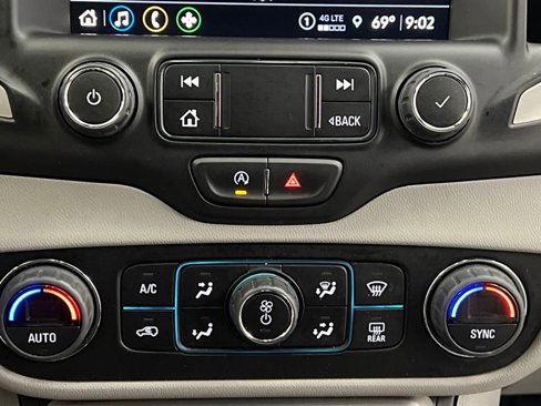 Used 2023 GMC Terrain SLT image 48