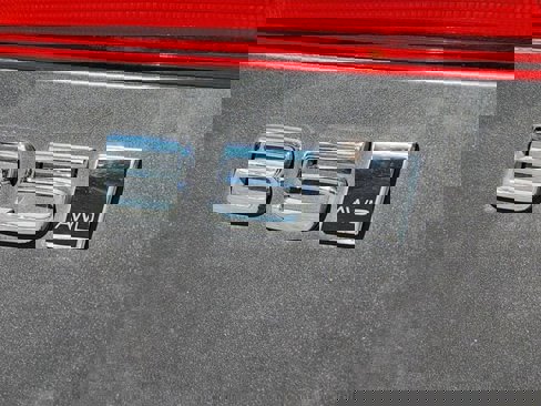 Certified 2025 Volvo XC60 B5 Plus image 17