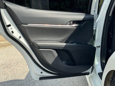Used 2019 Toyota Camry XSE image 23