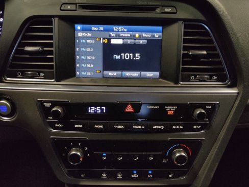 Used 2016 Hyundai Sonata Sport w/ Option Group 1V image 25