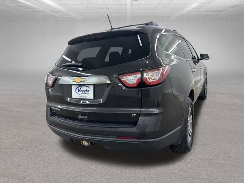 Used 2017 Chevrolet Traverse LT image 12