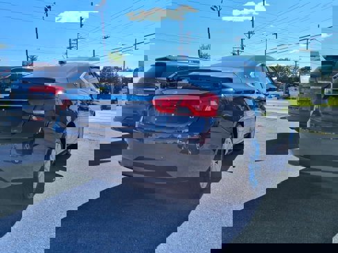 Used 2019 Chevrolet Impala LT w/ LT Leather Package image 3