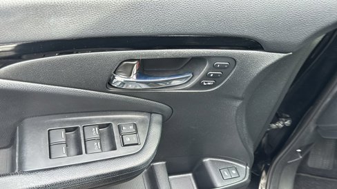 Used 2017 Honda Pilot Elite image 14