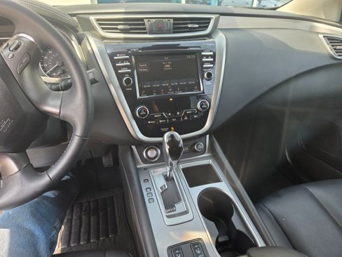 Used 2024 Nissan Murano SV image 9