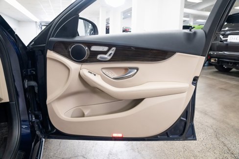 Used 2020 Mercedes-Benz C 300 Sedan image 23