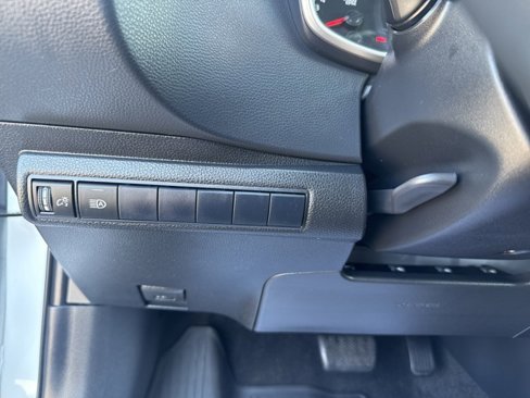 Used 2022 Toyota Corolla SE image 19