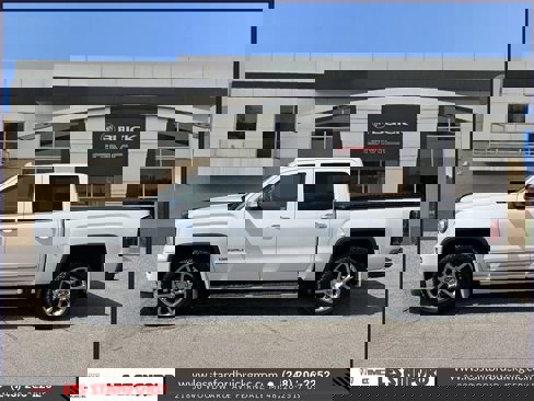 Used 2016 GMC Sierra 1500 Denali image 2