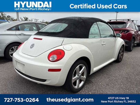 Used 2007 Volkswagen Beetle Triple White Edition image 2