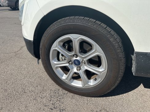 Used 2020 Ford EcoSport SE image 2