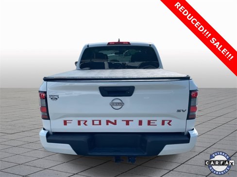 Used 2022 Nissan Frontier SV image 5