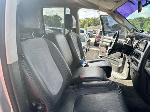 Used 2005 Dodge Ram 2500 Truck SLT image 19