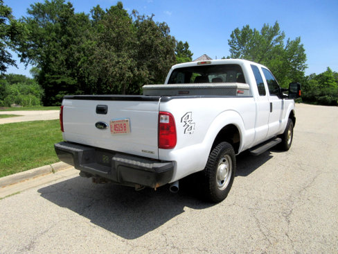 Used 2015 Ford F250 XL w/ Power Equipment Group image 9