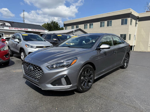 Used 2018 Hyundai Sonata Limited image 1