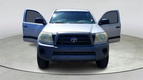 Used 2005 Toyota Tacoma PreRunner image 9