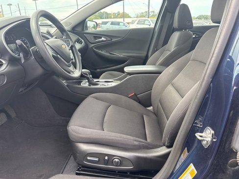 Used 2022 Chevrolet Malibu LT image 10