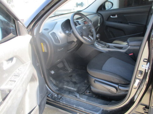 Used 2016 Kia Sportage LX image 9