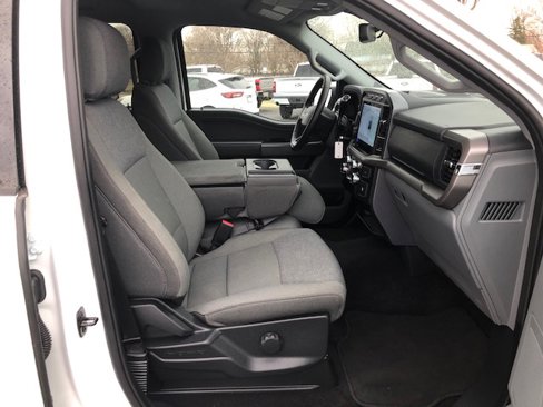 Used 2024 Ford F150 XLT image 15