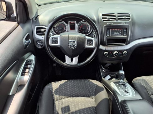 Used 2018 Dodge Journey SE w/ Connectivity Group image 9
