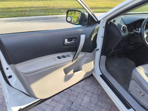 Used 2013 Nissan Rogue SL image 8