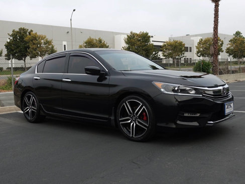Used 2016 Honda Accord Sport image 19