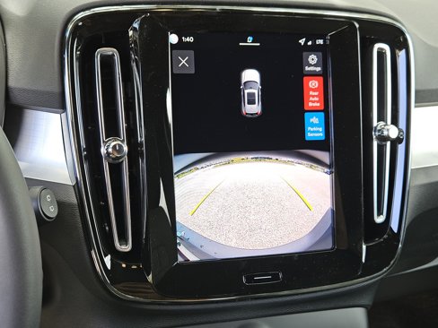 New 2026 Volvo XC40 B5 Core image 26