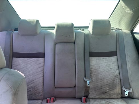 Used 2012 Toyota Camry LE image 15