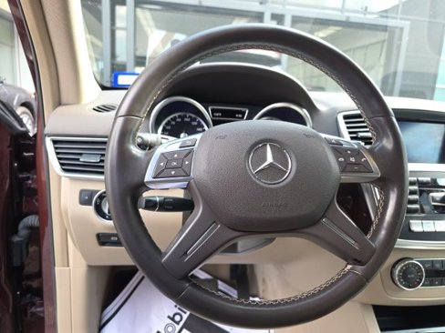 Used 2015 Mercedes-Benz ML 250 BlueTEC 4MATIC image 8