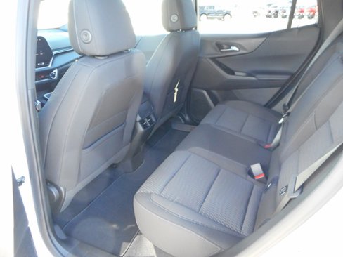 New 2025 Chevrolet Equinox LT w/ Safety and Technology Package image 15