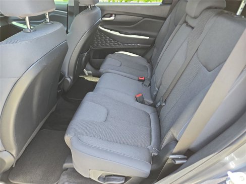 Used 2019 Hyundai Santa Fe SE image 16