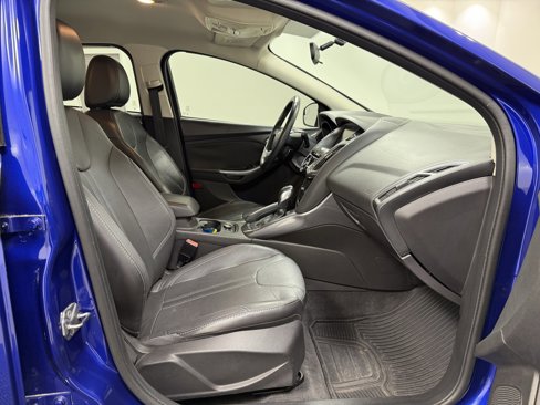 Used 2013 Ford Focus Titanium w/ Titanium Handling Pkg image 24