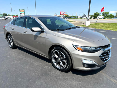 Used 2022 Chevrolet Malibu LT image 17