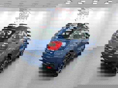 Used 2016 Subaru Crosstrek 2.0i Premium image 3