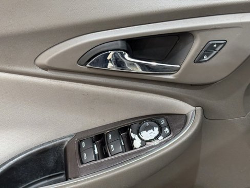 Used 2021 Chevrolet Malibu LT image 16