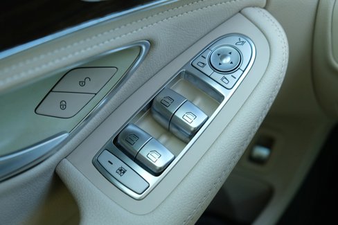 Used 2015 Mercedes-Benz C 300 Sedan image 37