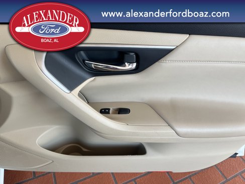 Used 2015 Nissan Altima 2.5 SV image 14