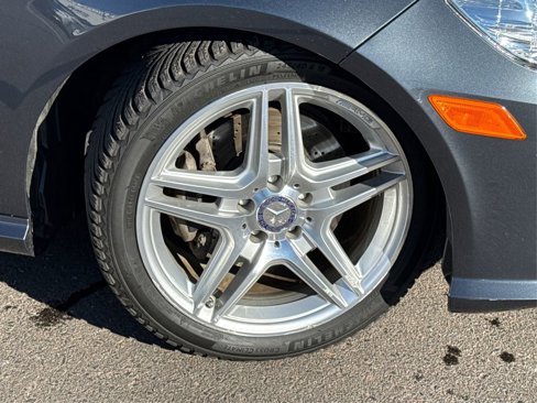 Used 2013 Mercedes-Benz E 350 4MATIC Sedan image 28