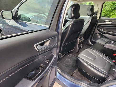 Used 2018 Ford Edge Titanium w/ Equipment Group 302A image 24