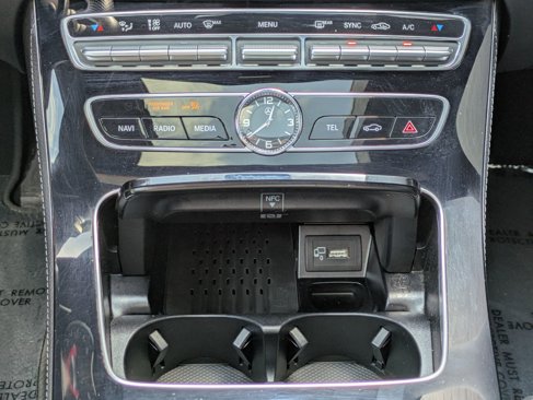 Used 2018 Mercedes-Benz E 400 4MATIC Sedan image 19