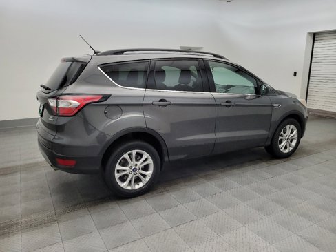 Used 2018 Ford Escape SE image 10