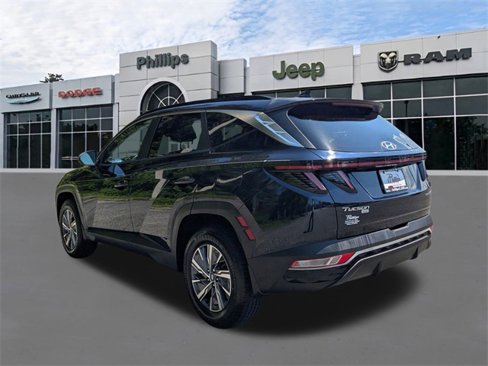 Used 2022 Hyundai Tucson Blue w/ Cargo Package image 5