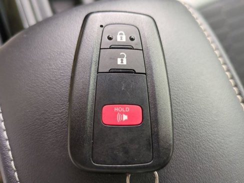 Used 2021 Toyota Corolla SE image 27