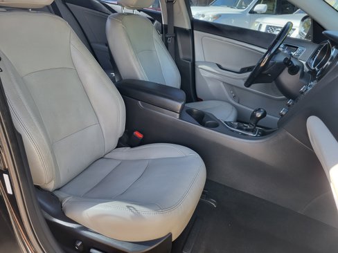 Used 2013 Kia Optima EX w/ Premium Pkg image 15